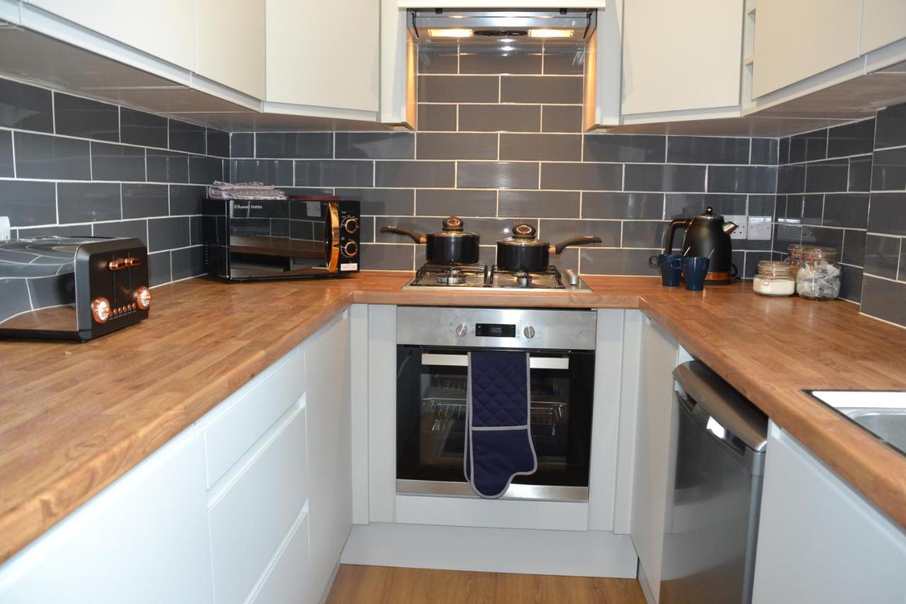 Mayflower 2 Bed Boutique Apartment - Stayseekers Salisbury Exterior foto