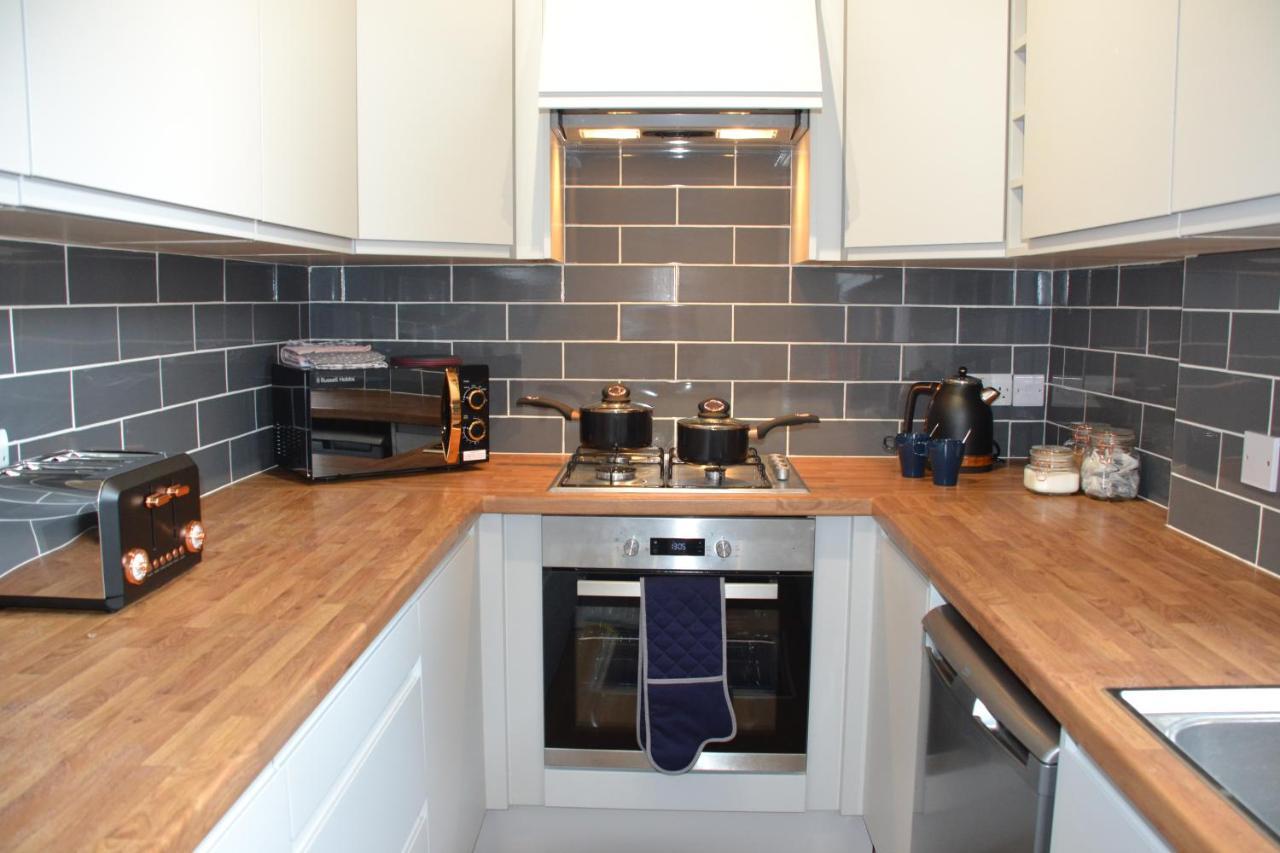 Mayflower 2 Bed Boutique Apartment - Stayseekers Salisbury Exterior foto